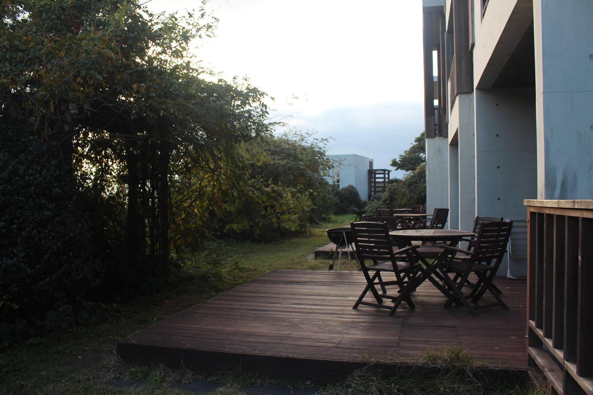 เชจูอีโค สวีท Hotel ซอกวีโพ ภายนอก รูปภาพ
